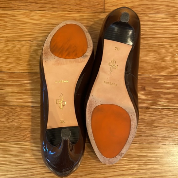 Cole Haan Chelsea low pump, Nike air, Chestnut Patent - Picture 3 of 7